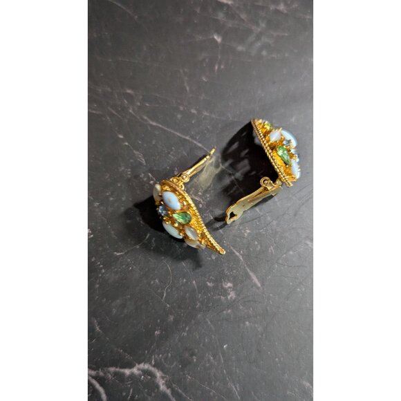 Vintage Gold-Tone Clip-On Earrings W/ White Opalescent & Green Rhinestones Tear - Picture 4 of 8